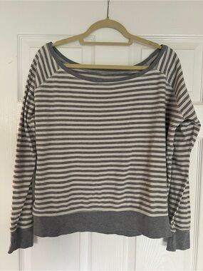 ‼️EUC: Pact Organic Striped Off The Shoulder Sweater - S